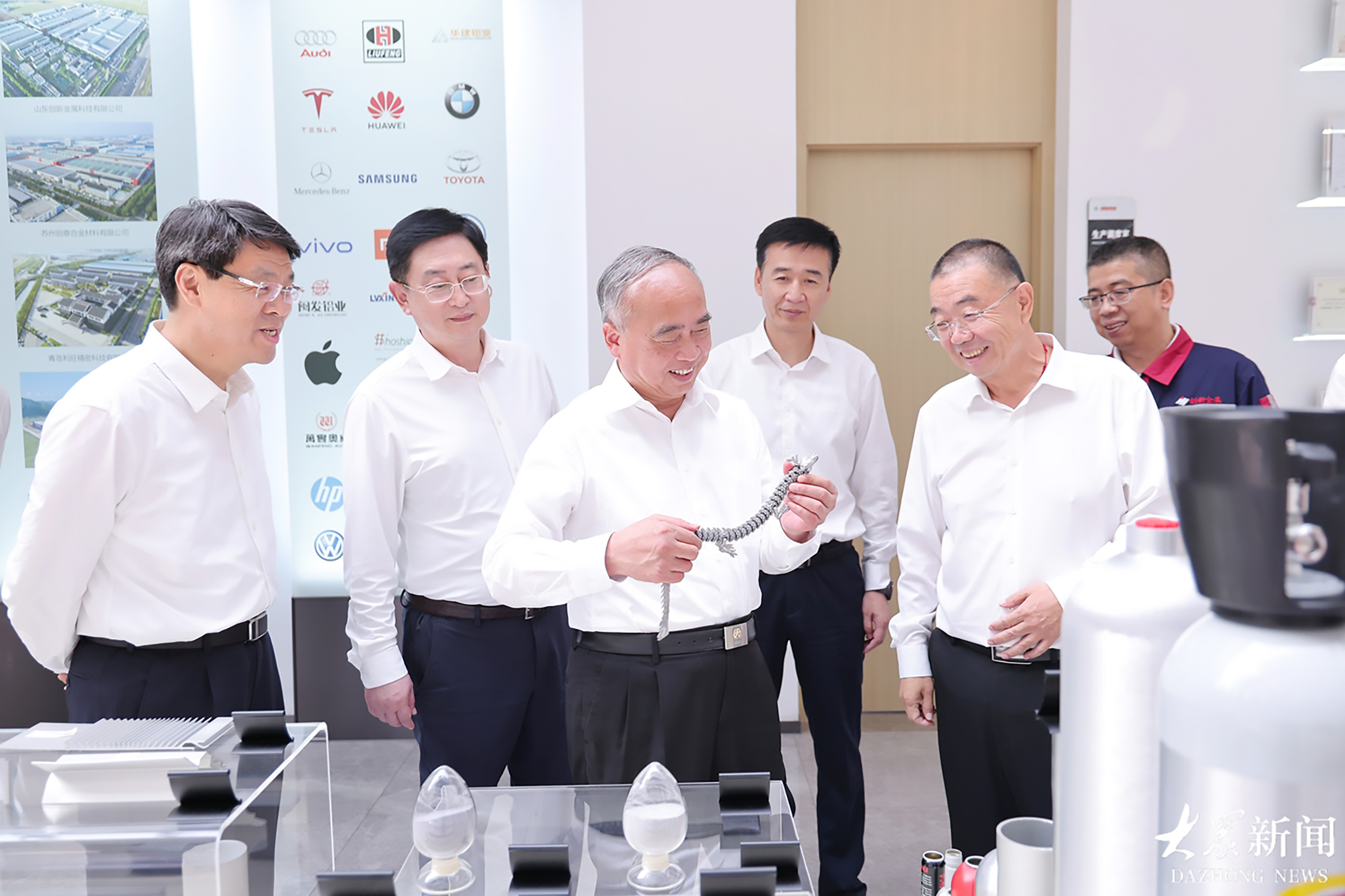 山东省委书记林武来创新集团调研